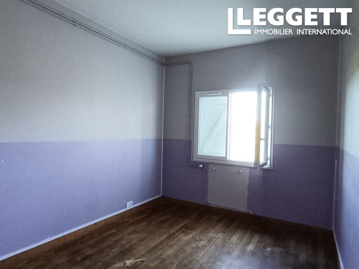 Image No.4-6 Bed House for sale