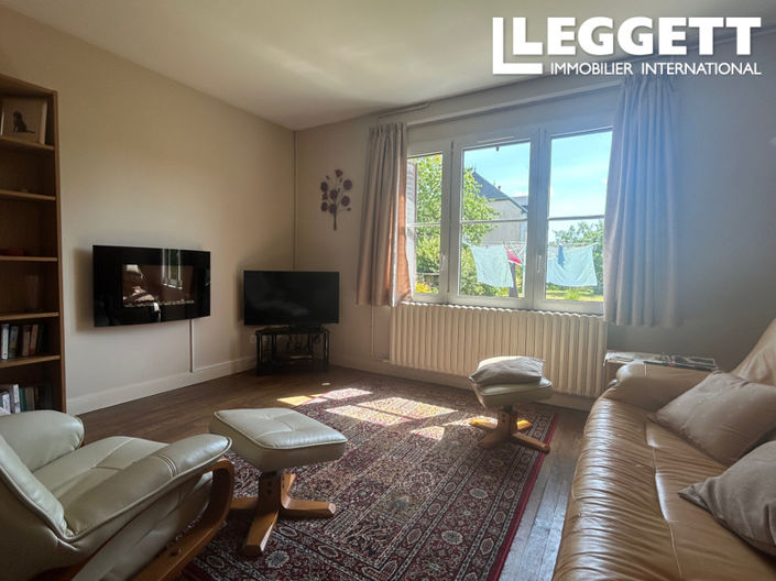 Image No.2-3 Bed House for sale