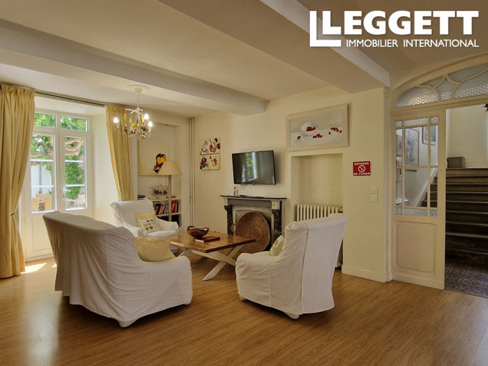 Image No.5-9 Bed House for sale