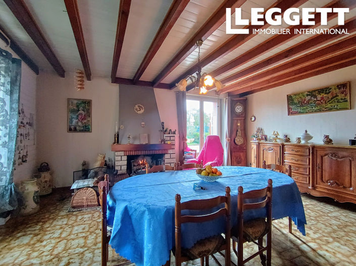 Image No.4-6 Bed House for sale