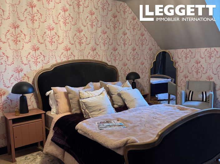 Image No.10-5 Bed House for sale