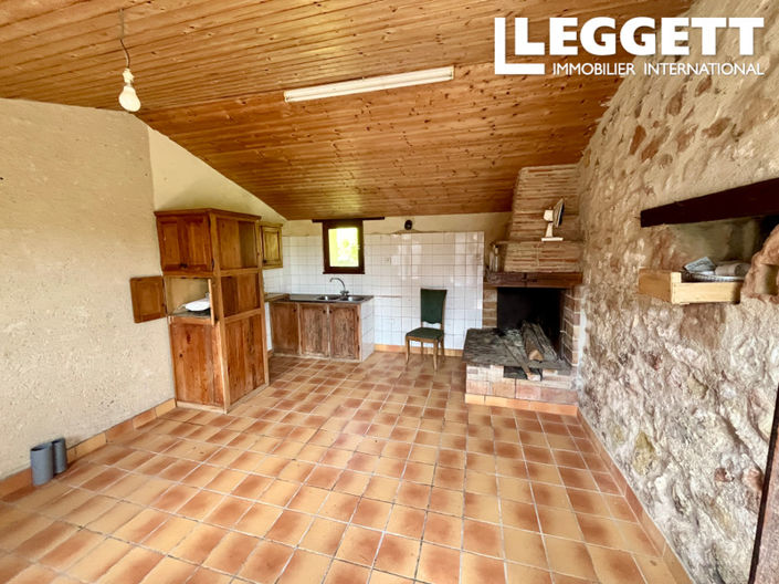 Image No.8-3 Bed House for sale