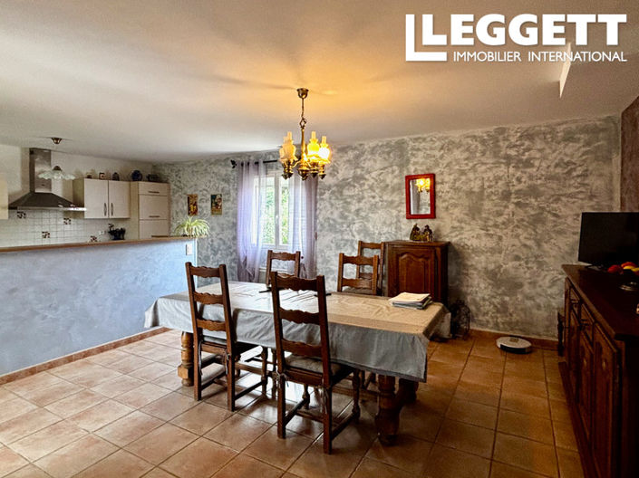 Image No.6-4 Bed House for sale