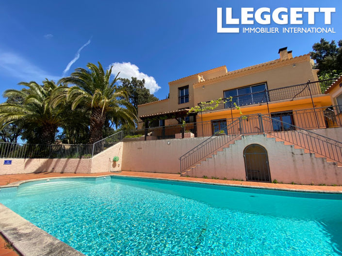 Image No.1-5 Bed House for sale