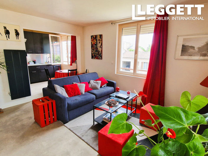 Image No.8-5 Bed House for sale