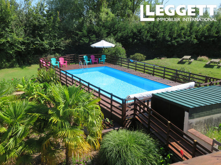 Image No.2-10 Bed House for sale