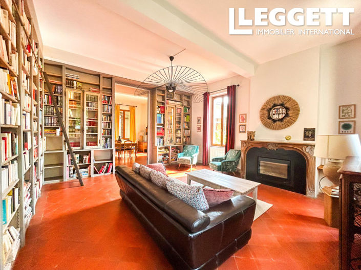 Image No.3-10 Bed House for sale