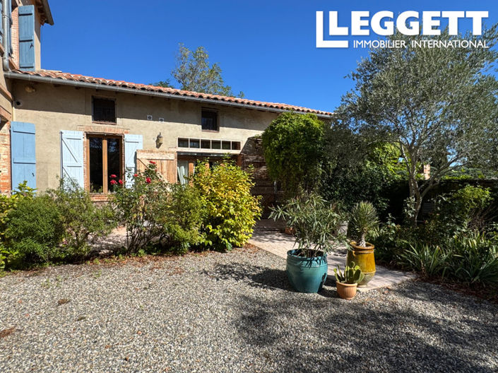 Image No.9-10 Bed House for sale