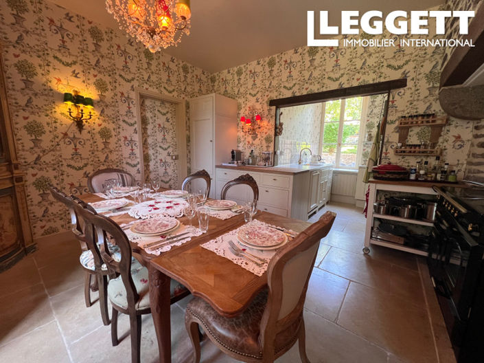 Image No.5-8 Bed Chateaux for sale