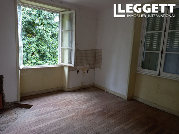 Image No.5-5 Bed House for sale