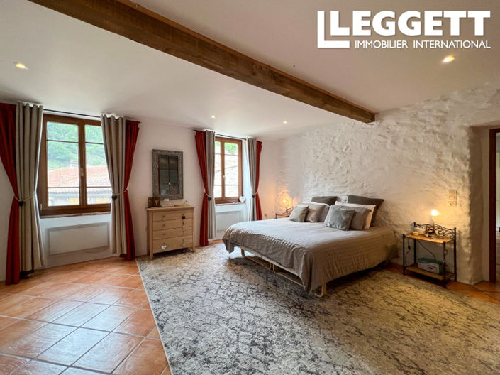 Image No.5-4 Bed House for sale