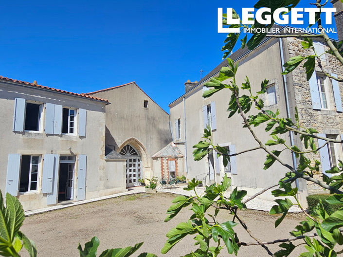 Image No.7-6 Bed House for sale