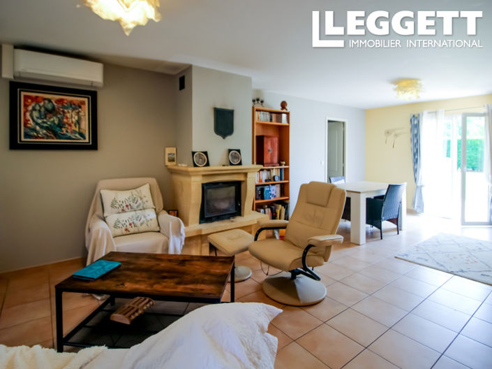 Image No.10-4 Bed House for sale