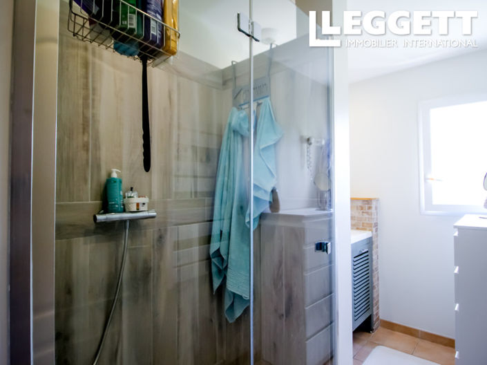 Image No.5-4 Bed House for sale