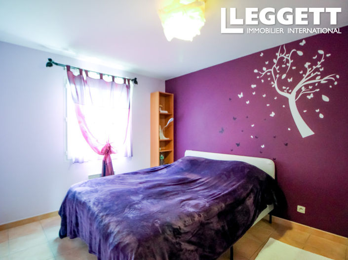 Image No.7-4 Bed House for sale