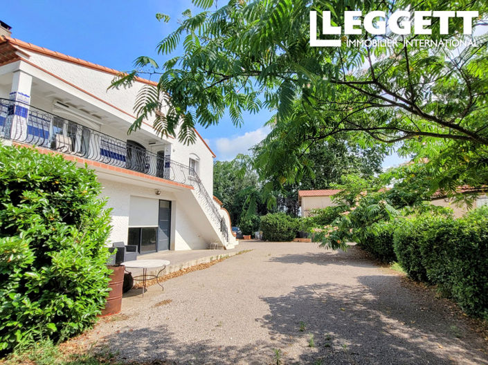 Image No.2-5 Bed House for sale