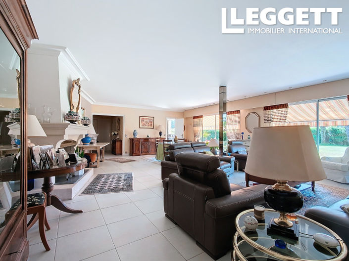 Image No.5-3 Bed House for sale