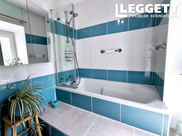 Image No.7-4 Bed House for sale