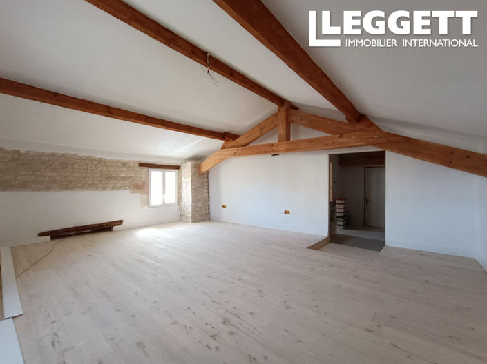 Image No.9-3 Bed House for sale