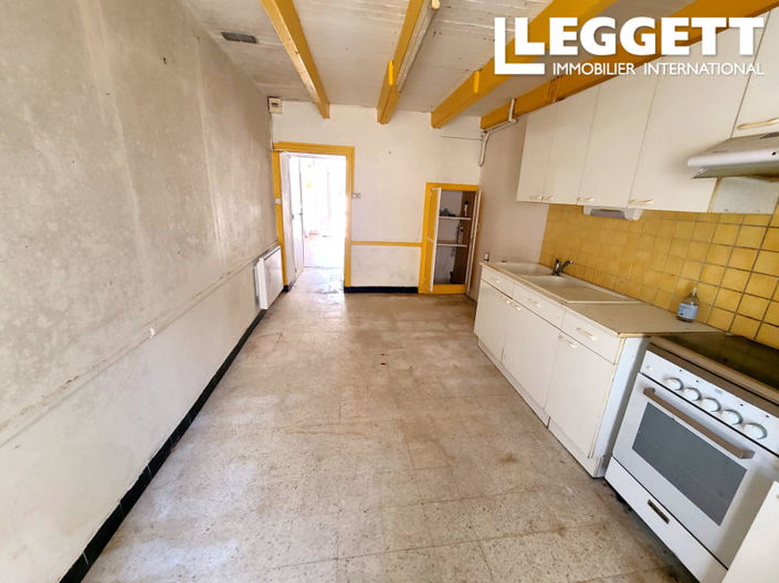 Image No.6-6 Bed House for sale