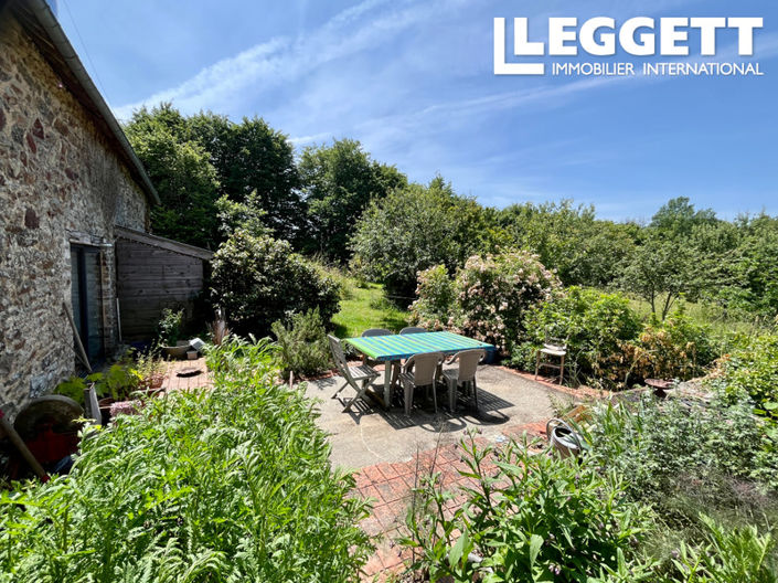 Image No.10-3 Bed House for sale