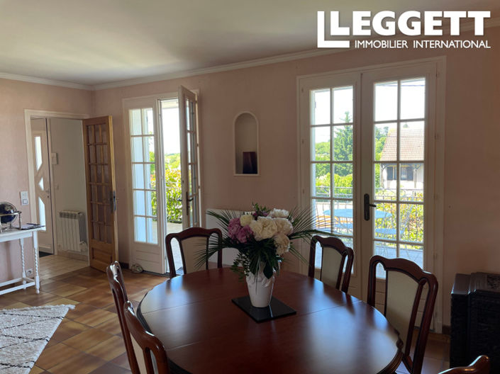 Image No.7-4 Bed House for sale