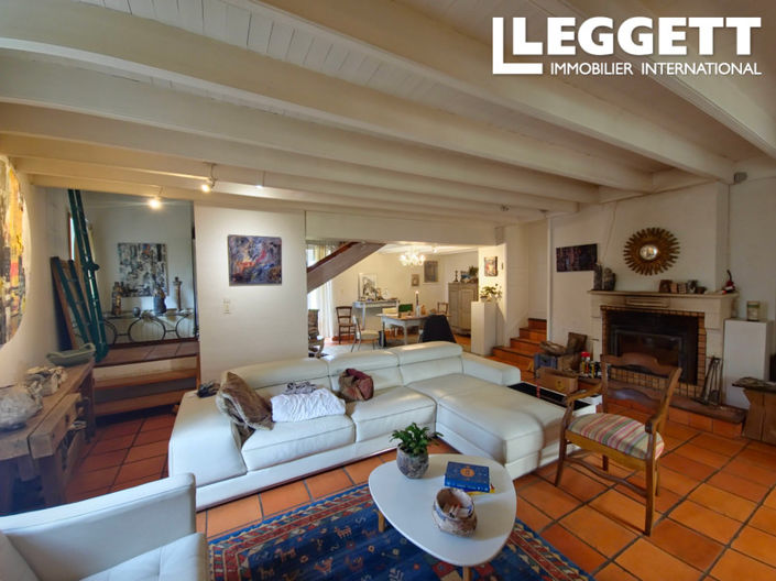 Image No.3-5 Bed House for sale