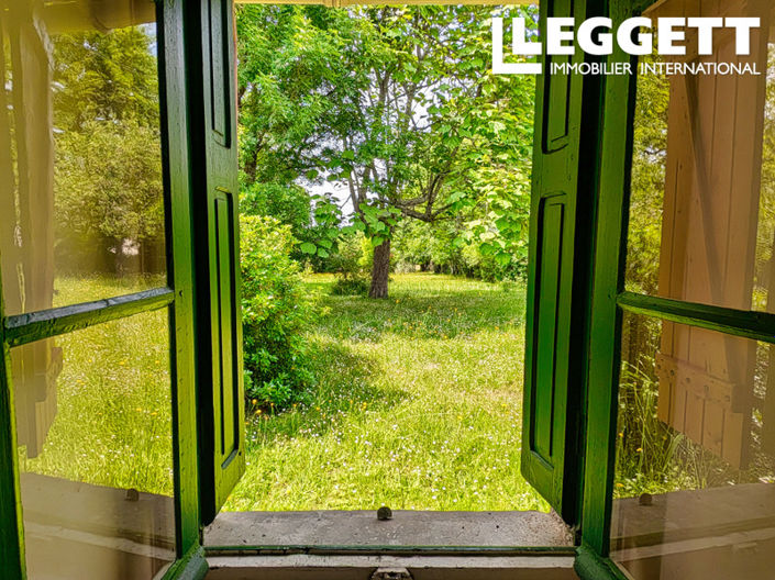 Image No.10-2 Bed House for sale