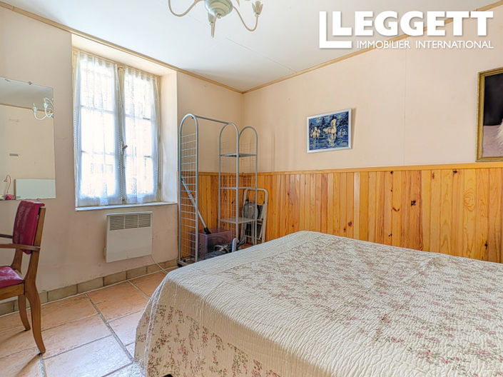 Image No.8-2 Bed House for sale