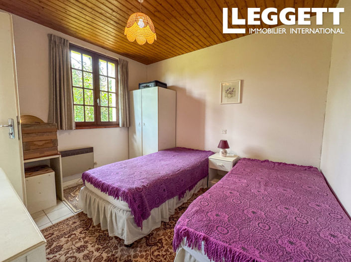 Image No.6-3 Bed House for sale