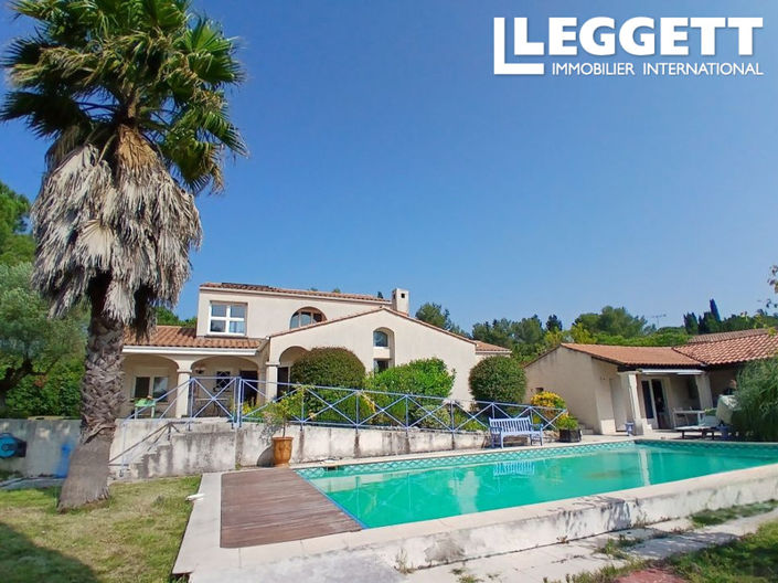 Image No.10-5 Bed House for sale