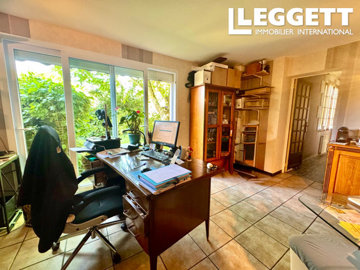 ahr0chm6ly9jzg4uagvzdglhlmltbw8vaw1hz2uvvevom