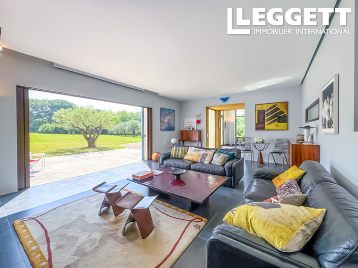 Image No.2-3 Bed House for sale