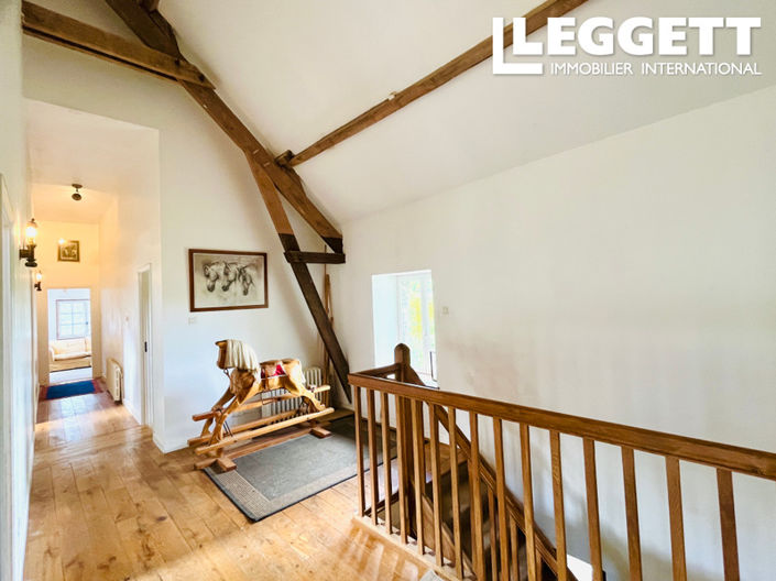 Image No.6-4 Bed House for sale