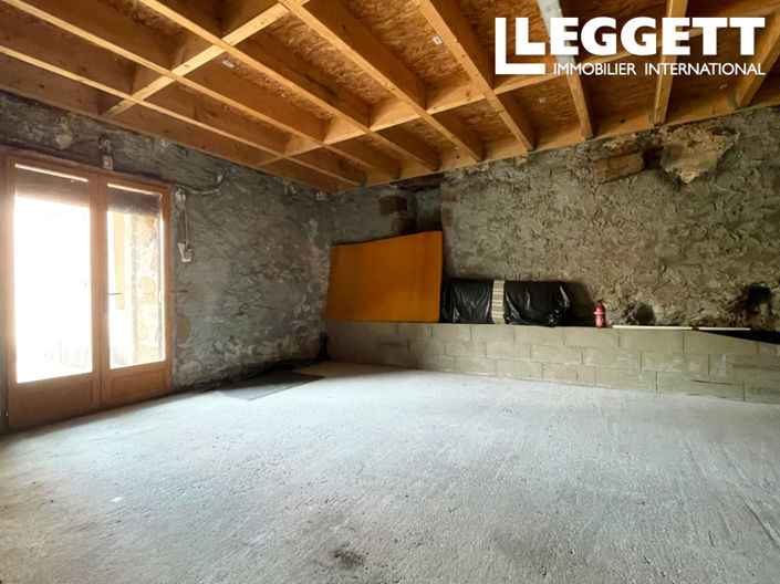 Image No.6-2 Bed House for sale