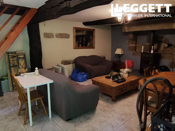 Image No.10-2 Bed House for sale