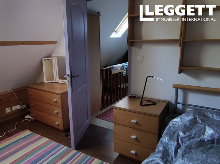 Image No.6-2 Bed House for sale