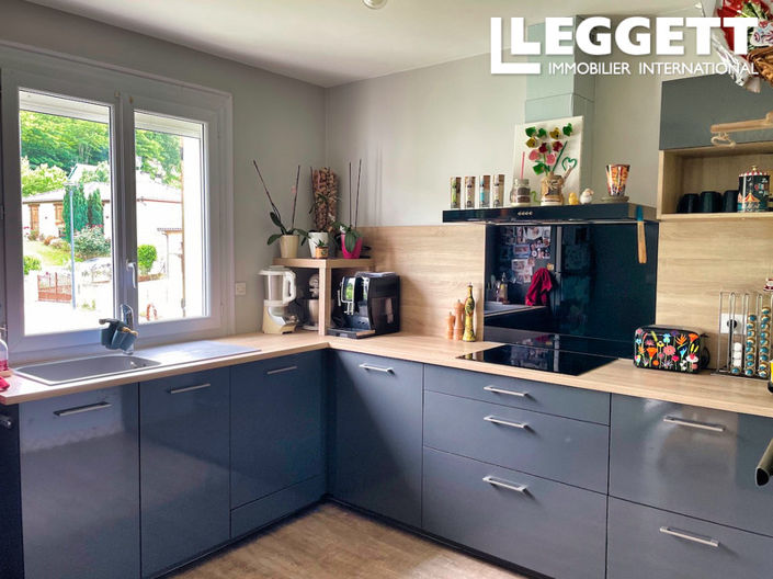 Image No.7-3 Bed House for sale