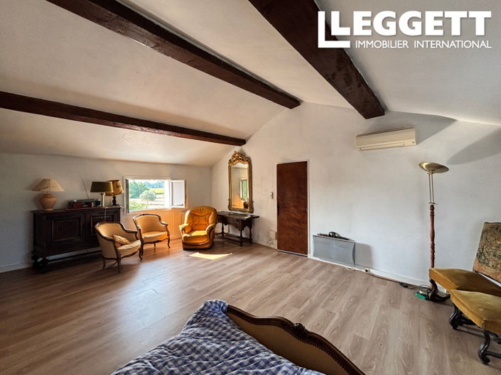 Image No.9-4 Bed House for sale