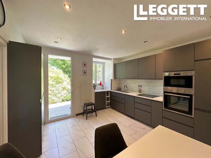 Image No.3-3 Bed House for sale