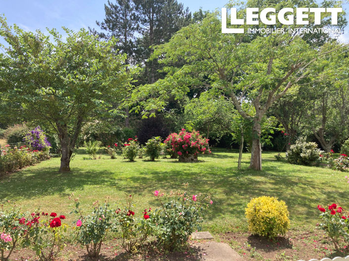 Image No.2-4 Bed House for sale