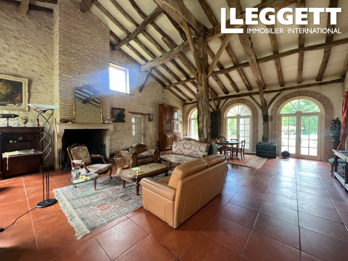 Image No.2-7 Bed House for sale