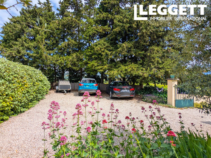 Image No.3-3 Bed House for sale