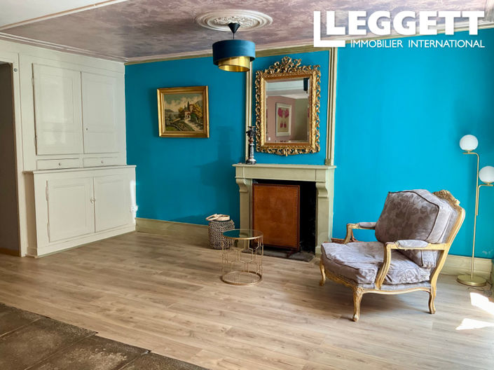 Image No.2-4 Bed House for sale