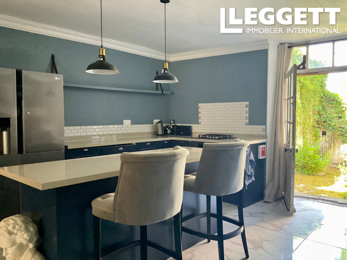 Image No.3-4 Bed House for sale