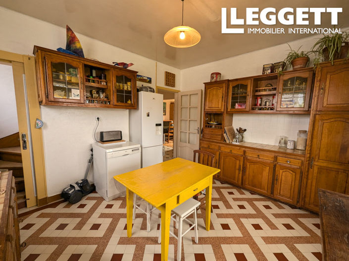 Image No.2-4 Bed House for sale