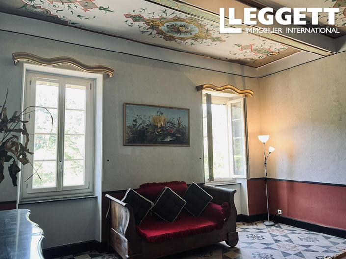 Image No.6-4 Bed House for sale