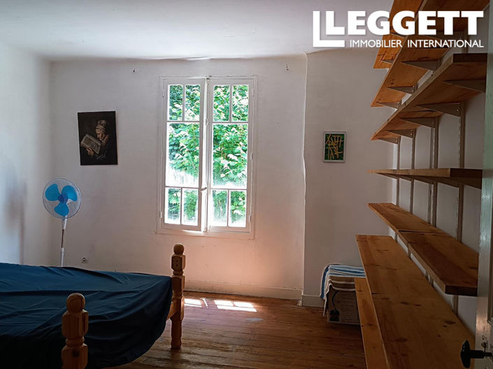 Image No.8-5 Bed House for sale