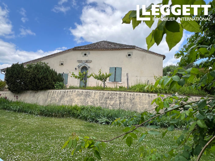 Image No.7-10 Bed House for sale