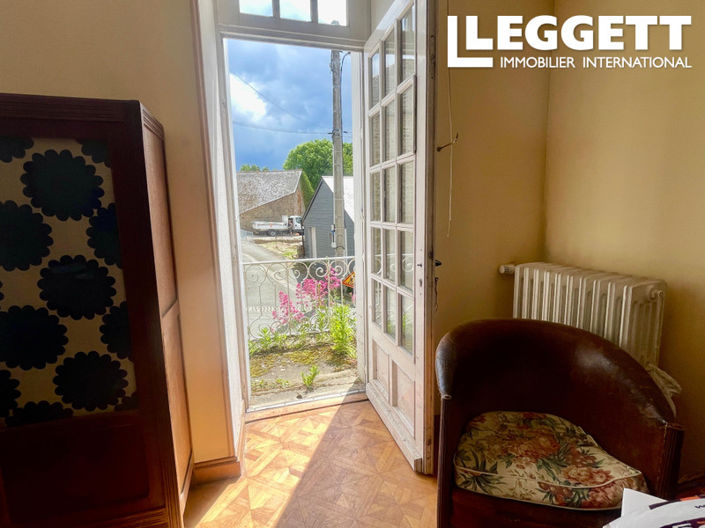 Image No.5-Maison de 5 chambres à vendre à Courcite